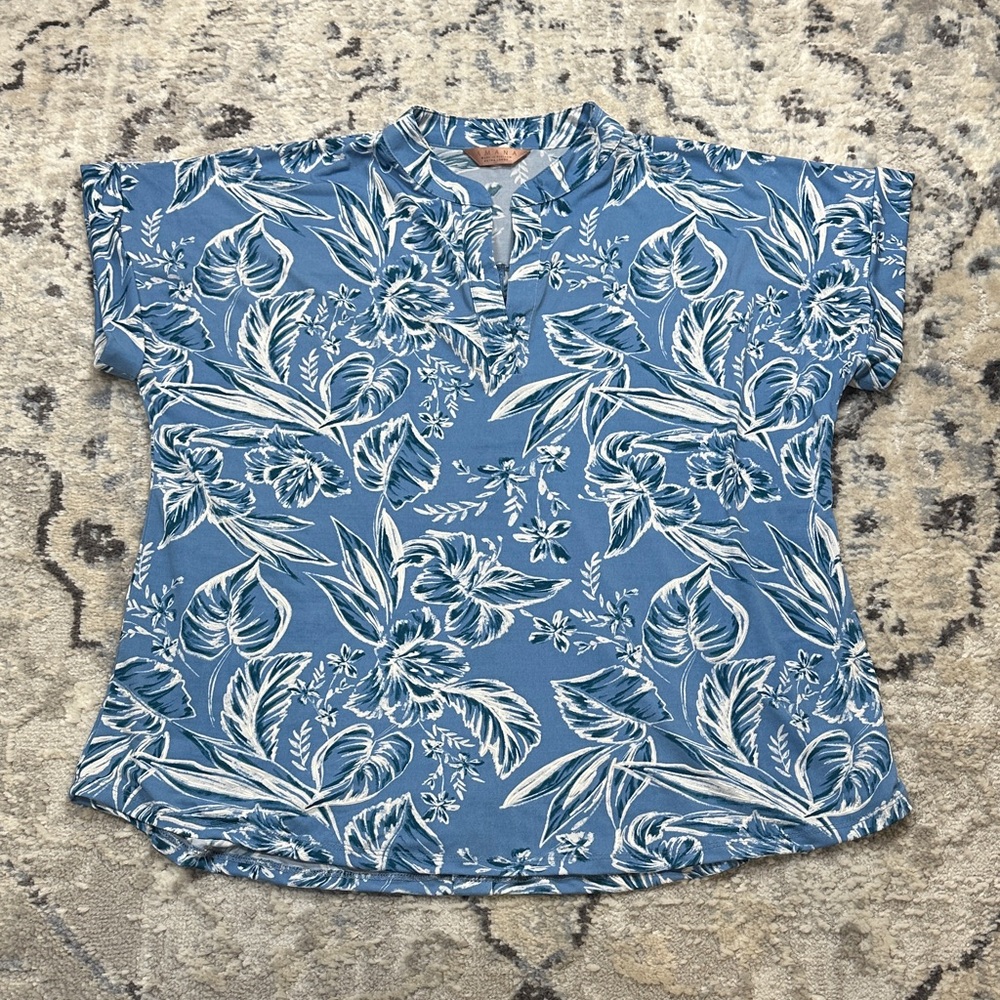 Amano Womens XL Blue Floral Button Front Blouse Short Sleeve